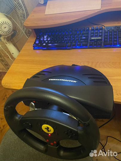 Игровой руль thrustmaster ferrari GT