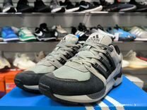 Кроссовки adidas torsion