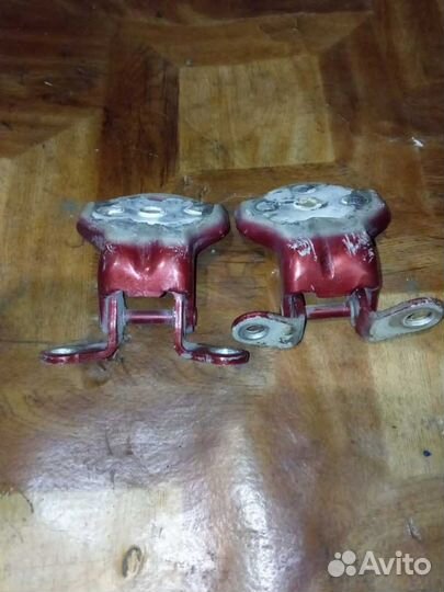 Петля двери Chevrolet Lacetti