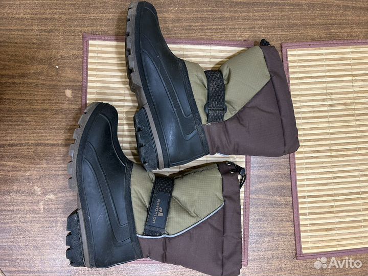 Резиновые сапоги