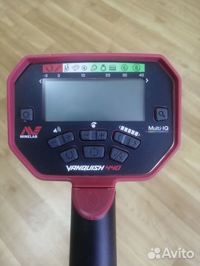 Металлоискатель Minelab vanquish 440