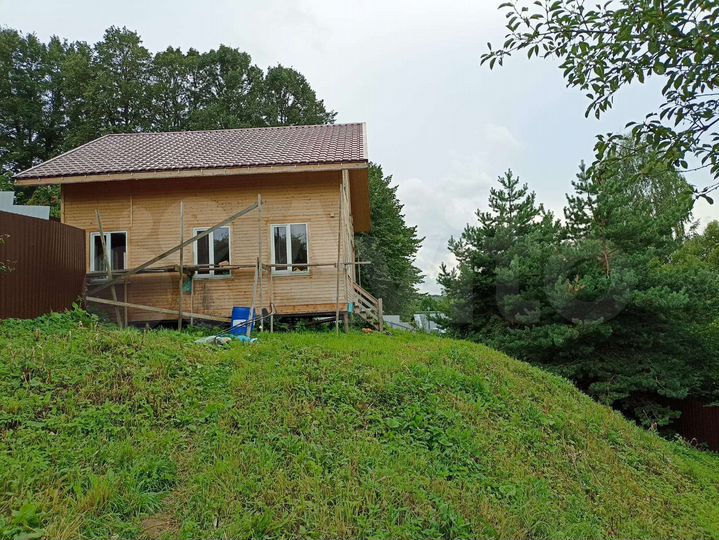 Дом 97,6 м² на участке 8 сот.