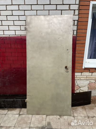 Дверь входная