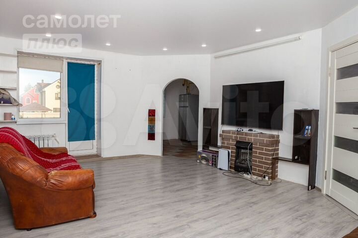 1-к. квартира, 46 м², 1/4 эт.