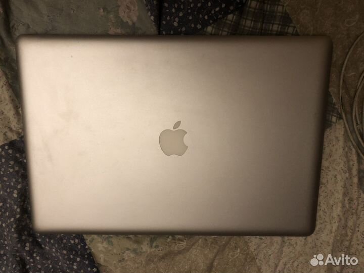 Apple MacBook Pro 17 2011