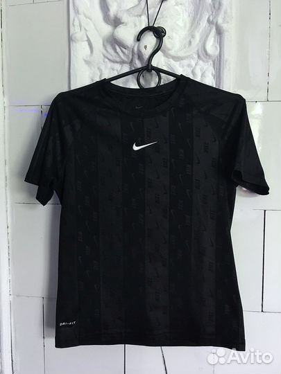 Новая футболка Nike Dri-Fit из новых коллекций