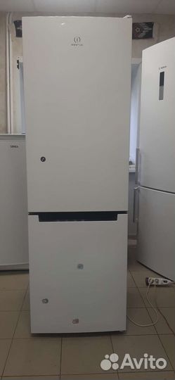 Холодильник Indesit No Frost