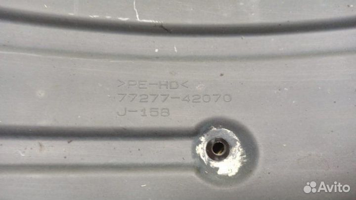 Защита горловины топливного бака Toyota Rav4 ACA31