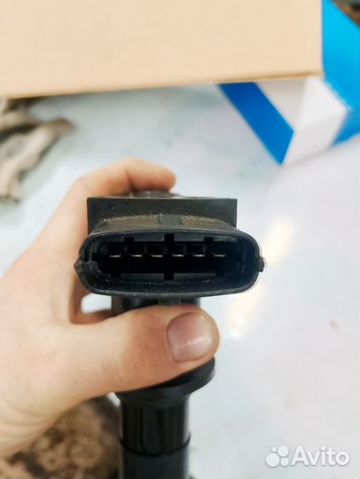 Модуль (катушка)зажигания Opel Zafira B 1.8