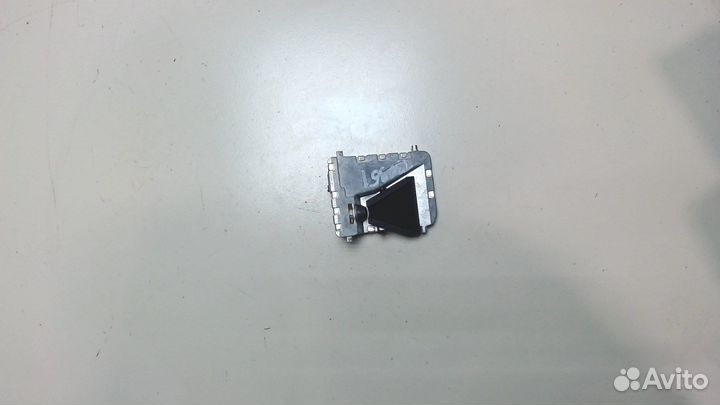 Камера переднего вида Mercedes E W212, 2015