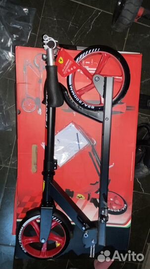 Самокат Ferrari оригинал