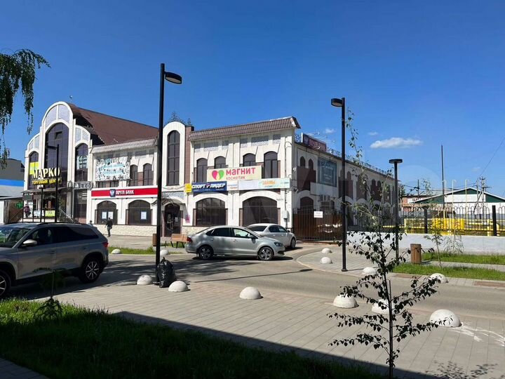 Торговая площадь, 65 м²