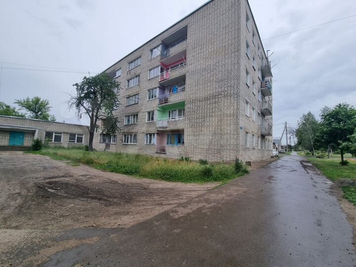 Комната 23,6 м² в 2-к., 1/5 эт.