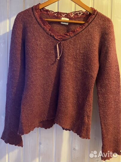 Свитера женские