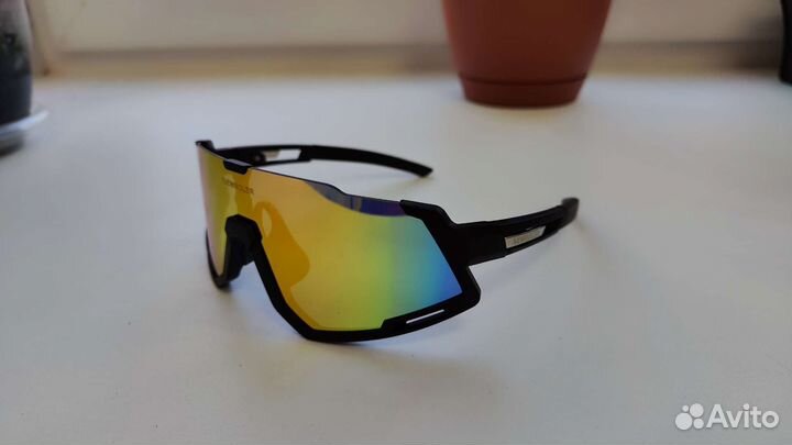 Горнолыжные, велосипедные, спортивные очки