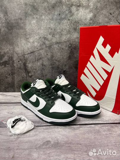 Кроссовки Nike Dunk low green