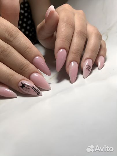 Маникюр с покрытием, наращивание ногтей