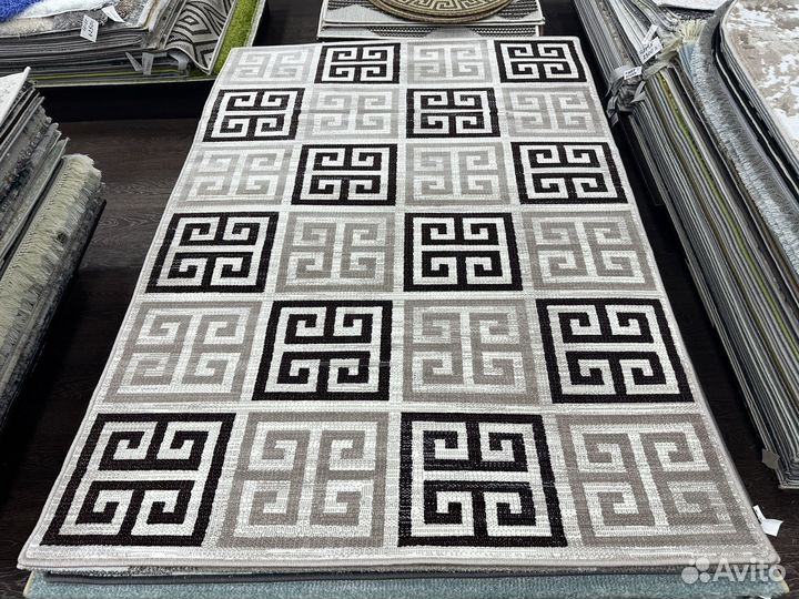 Ковер 1.2х1.7 новый