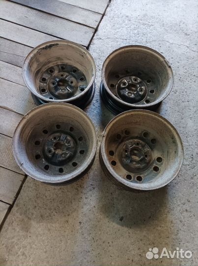 Диски Nissan 4x114.3 r15