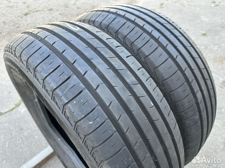 Tracmax X-Privilo TX1 215/65 R15