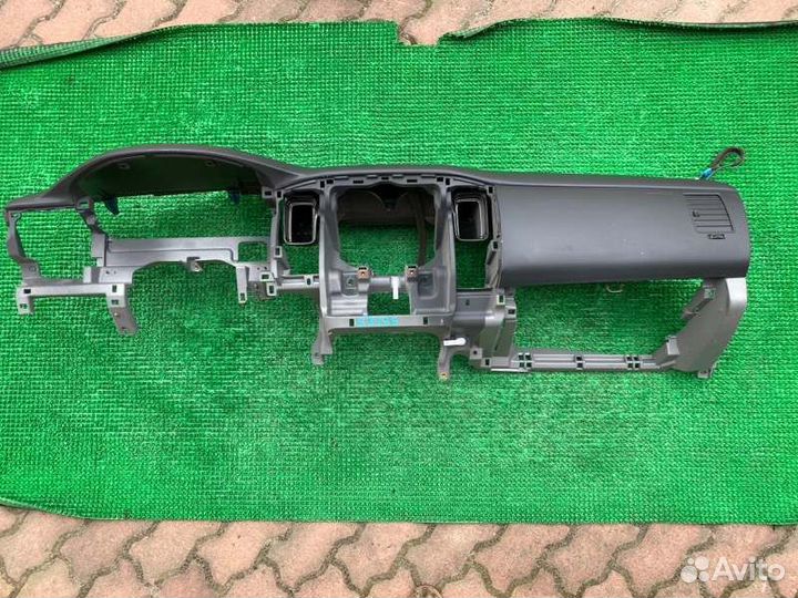 Дефлектор воздушный прав. Toyota Tacoma