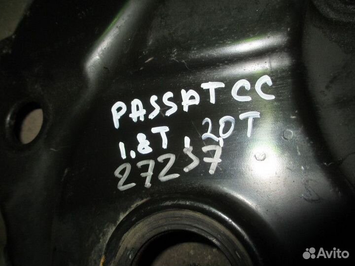 Крышка двигателя передняя VW Passat B6 2005-2010,A