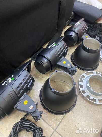 Комплект импульсного света Raylab Axio III 300 Cre