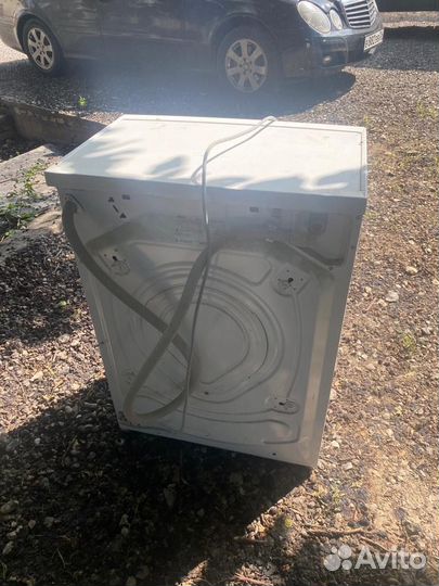 Стиральная машина с вертикальной загрузкой