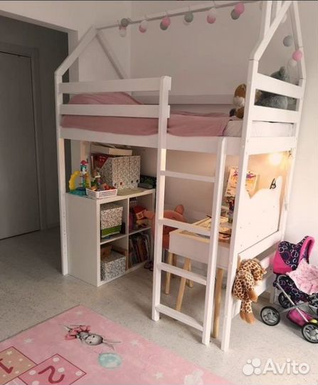 Кровать чердак домик