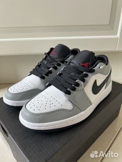 Кроссовки Nike Air Jordan 1 Low Smoke Grey