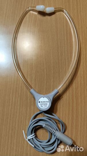 Проводные наушники Sanyo (Япония)