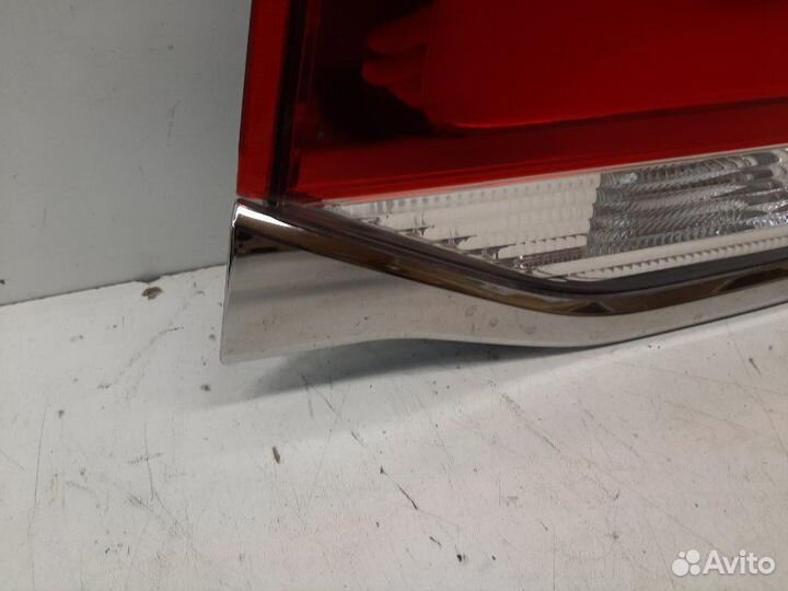 Фонарь задний правый Toyota Land Cruiser 200 2016