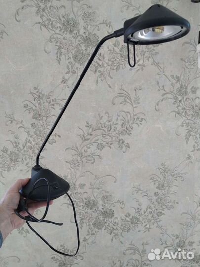 Лампа настольная