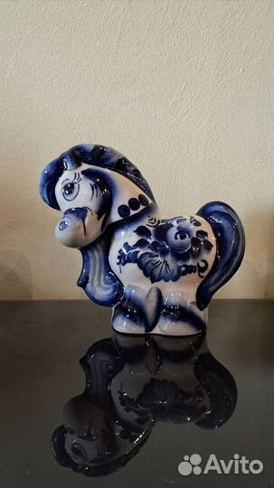 Фигурки сувенирные Гжель