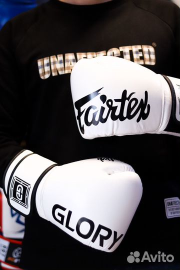 Боксерские перчатки Glory Fairtex White
