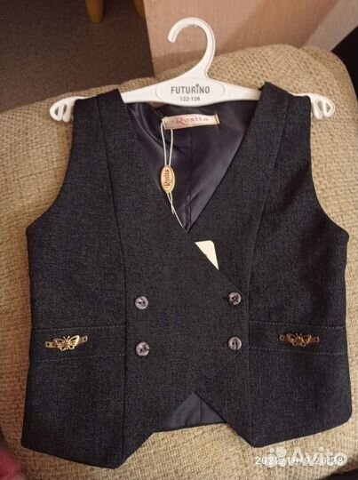 Жилетка для девочки, школьная