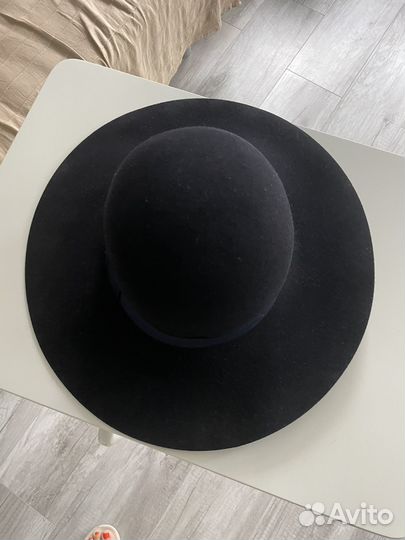 Шляпа женская с широкими полями