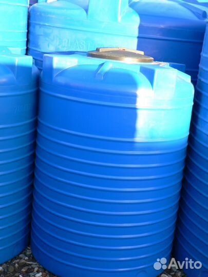 Емкость для воды vert 780 литров d940x1290