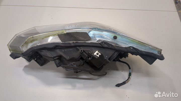 Фара (передняя) Honda Insight 2009, 2010