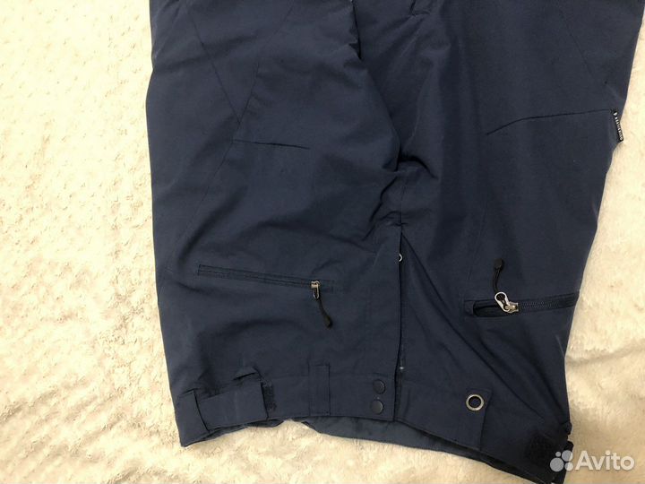 Сноубордический костюм мужской