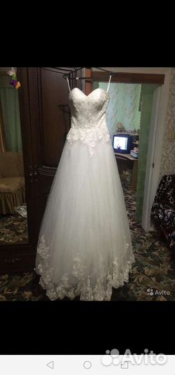 Свадебное платье