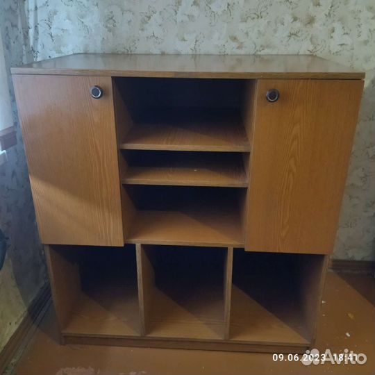 Тумба под музыкальный центр