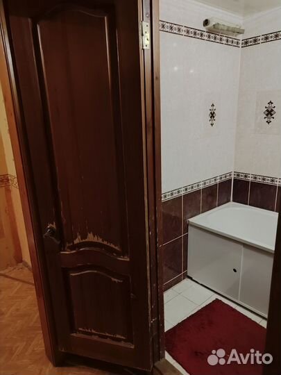 Двери межкомнатные из массива бу