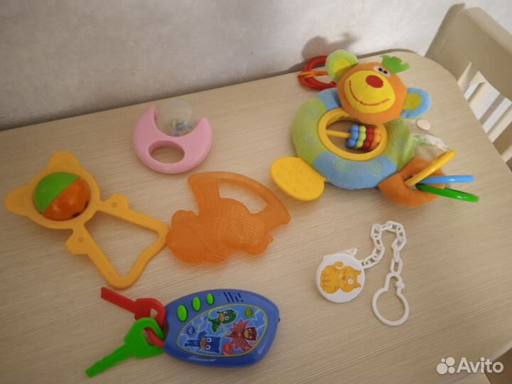 Развивающие игрушки пакетом