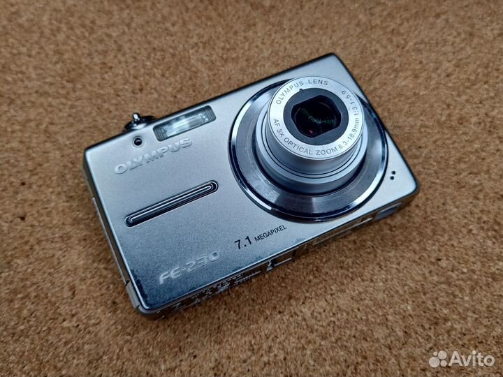 С коробкой Olympus FE-230 в отличном состоянии