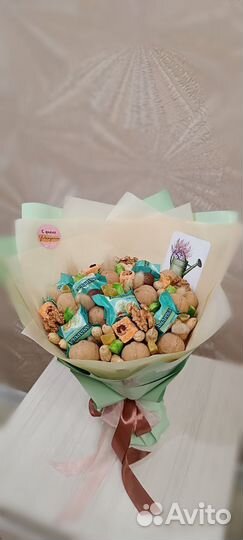 Букет сладкий, ореховый