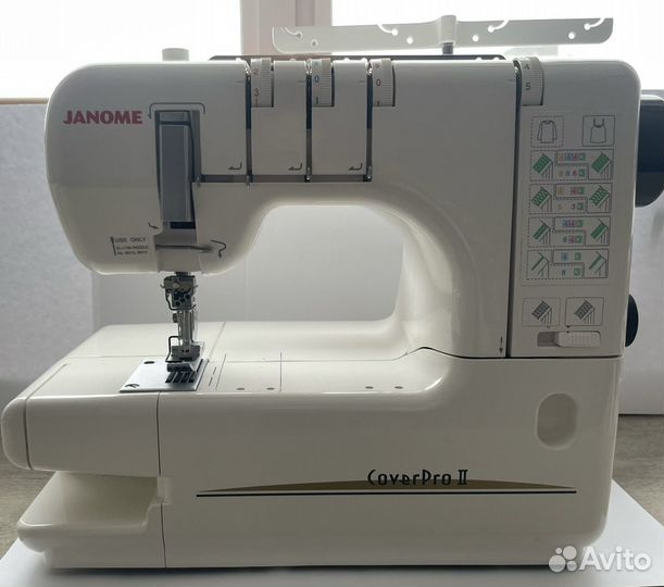 Швейная машина Janome