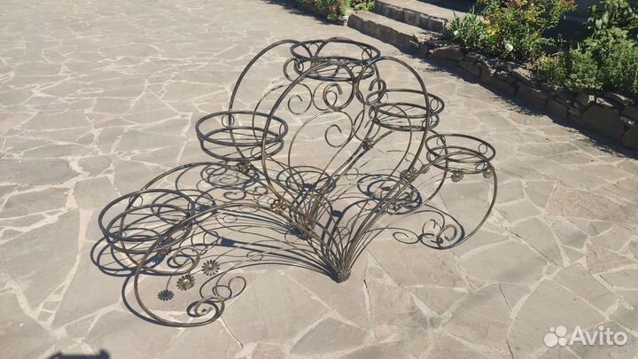 Подставка для цветов