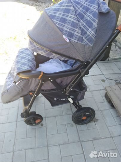 Прогулочная коляска baby hit с перекидной ручкой