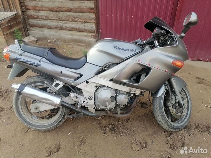 Продам Кавасаки zzr400